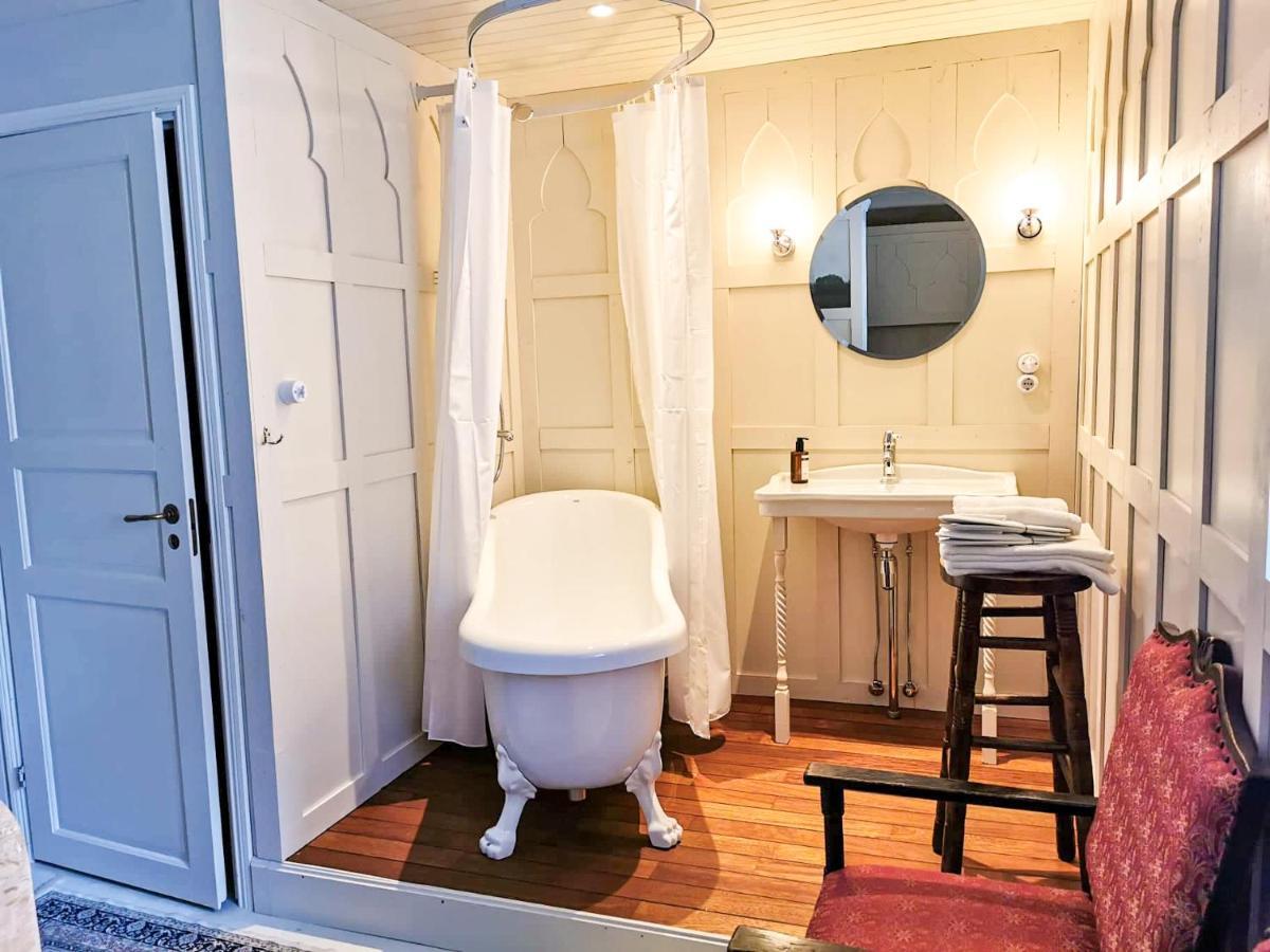 Laitse Castle Hotel Luaran gambar